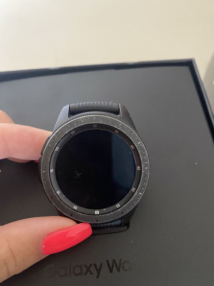 Samsung Galaxy watch 42mm - смарт часовник