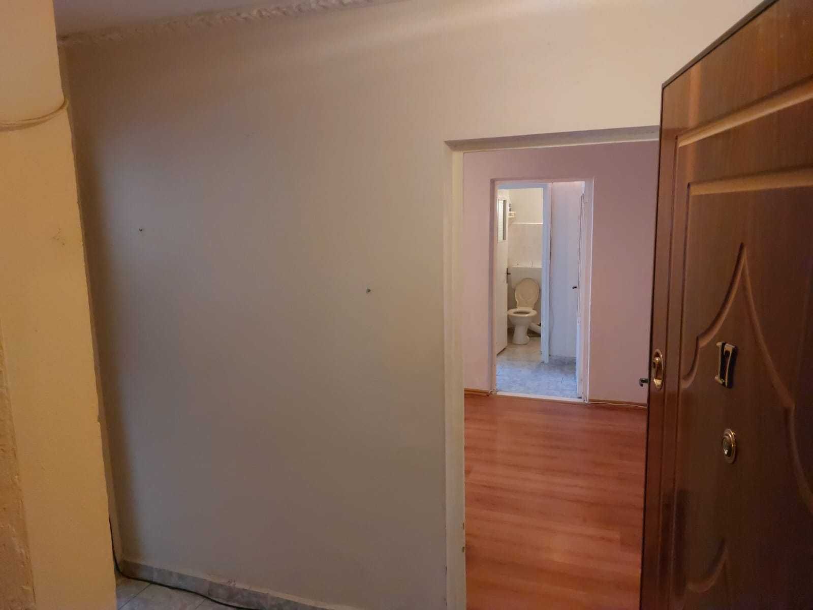 Vânzare Apartament 2 Camere – Focșani Sud, Etaj 4/4