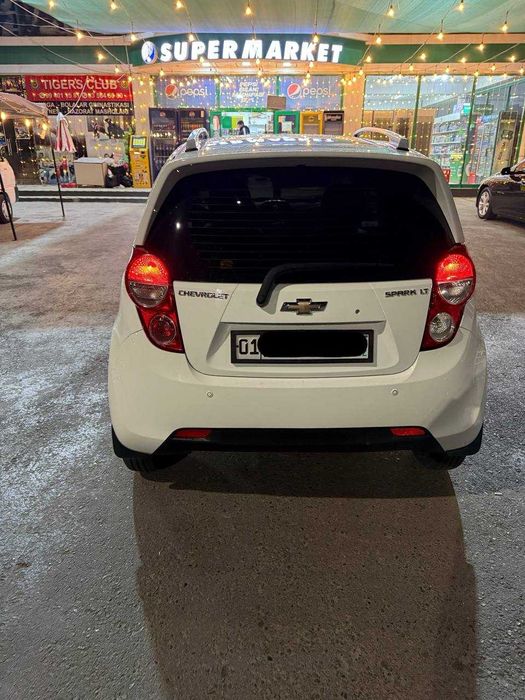 Сдаётся в Аренда с выкупом Spark автомат 4-full позиция