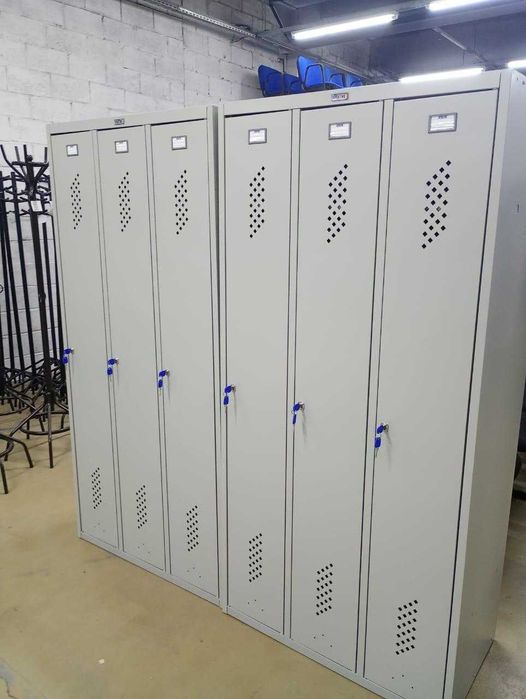 Шкафы для раздевалок, сумочницы