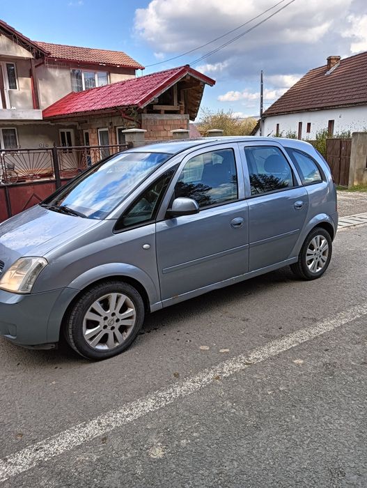 Vând Opel Meriva