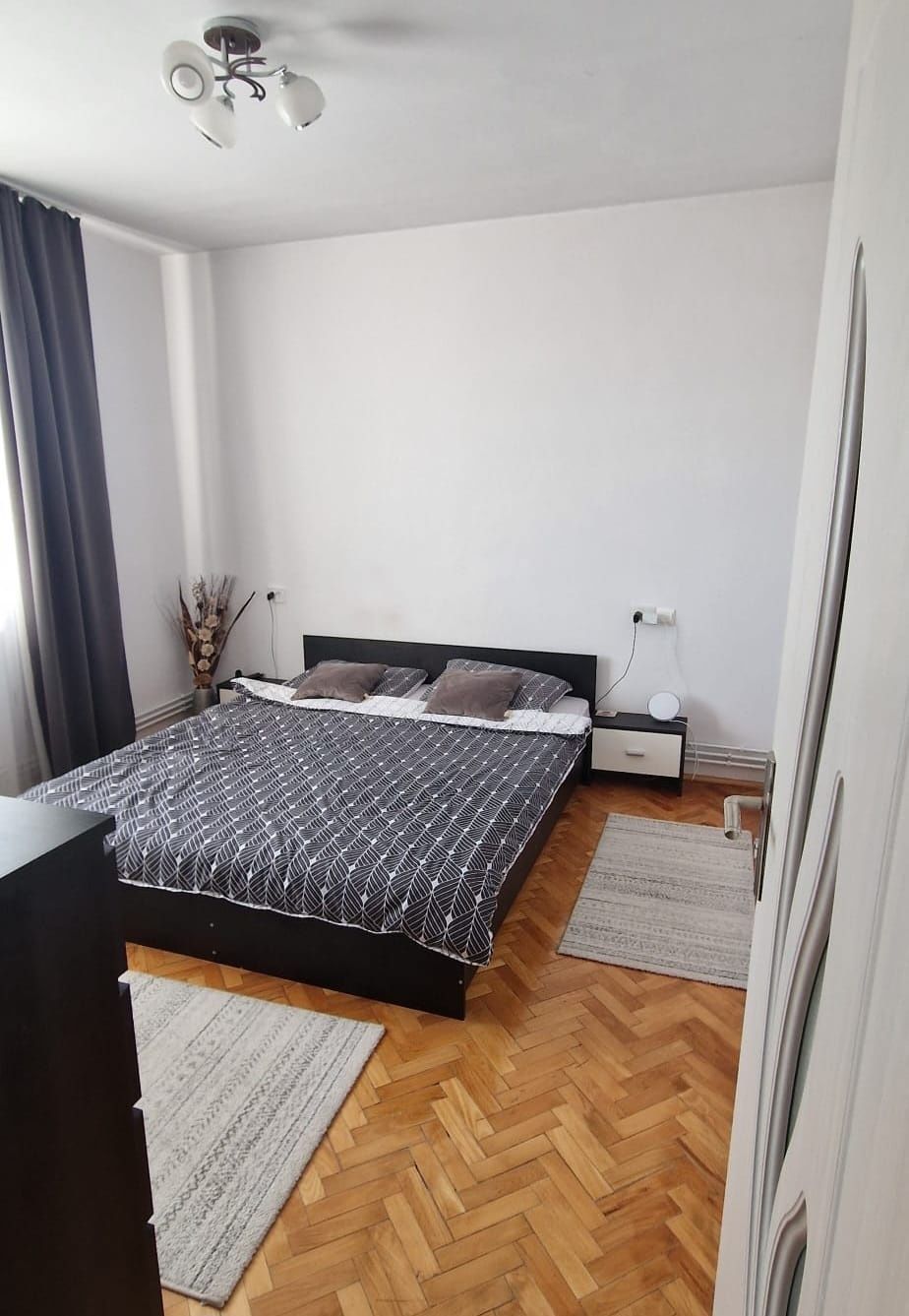 Apartament 2 camere Micro 1