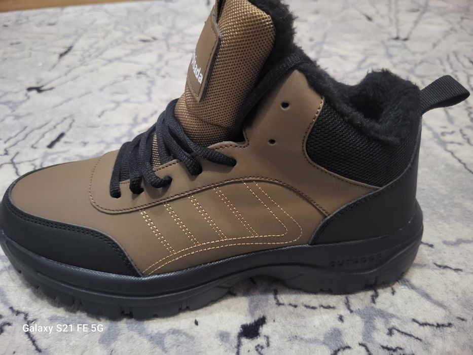 Мужская обувь , зимняя.