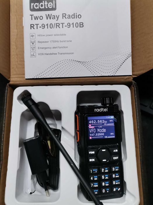Statie radio Radtel RT-910 45-59Mhz 65-108Mhz 108-136Mhz 136-260Mhz