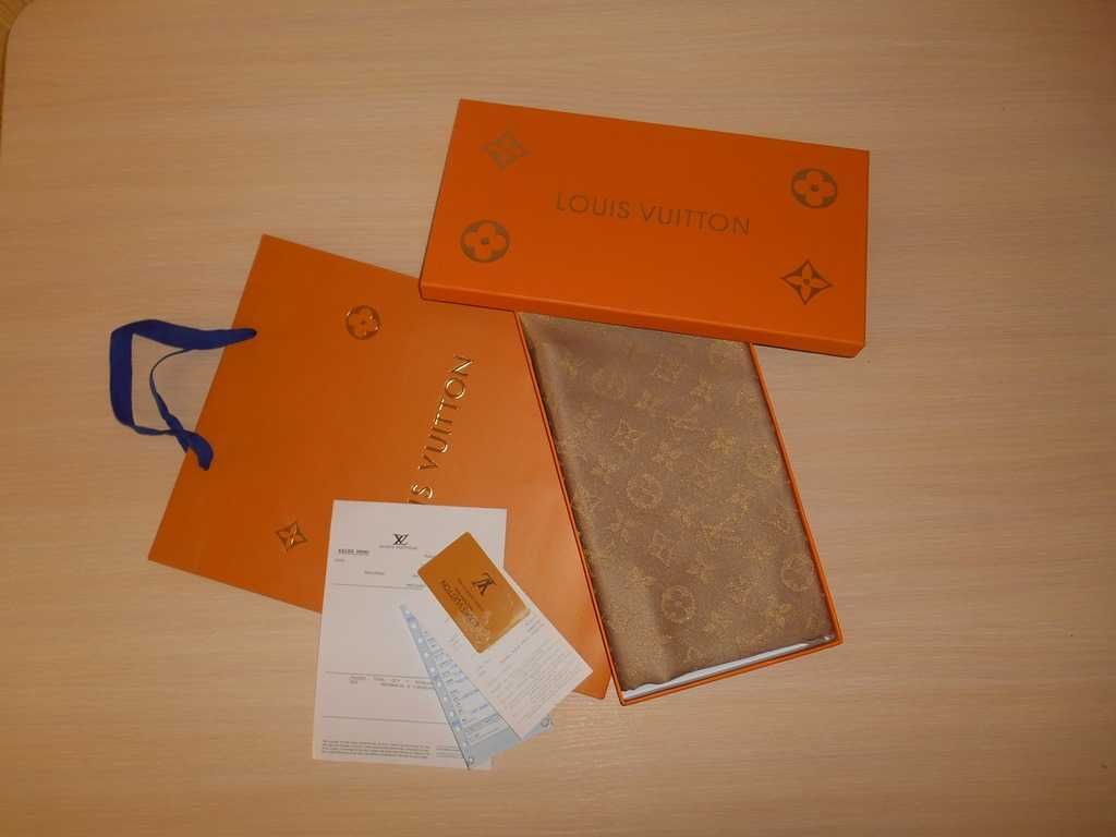 Eșarfă pentru femei Louis Vuitton 026