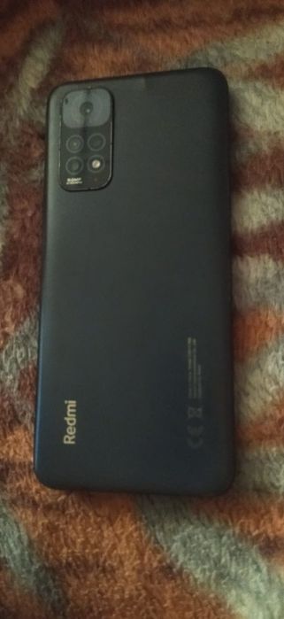 Продам телефон редми