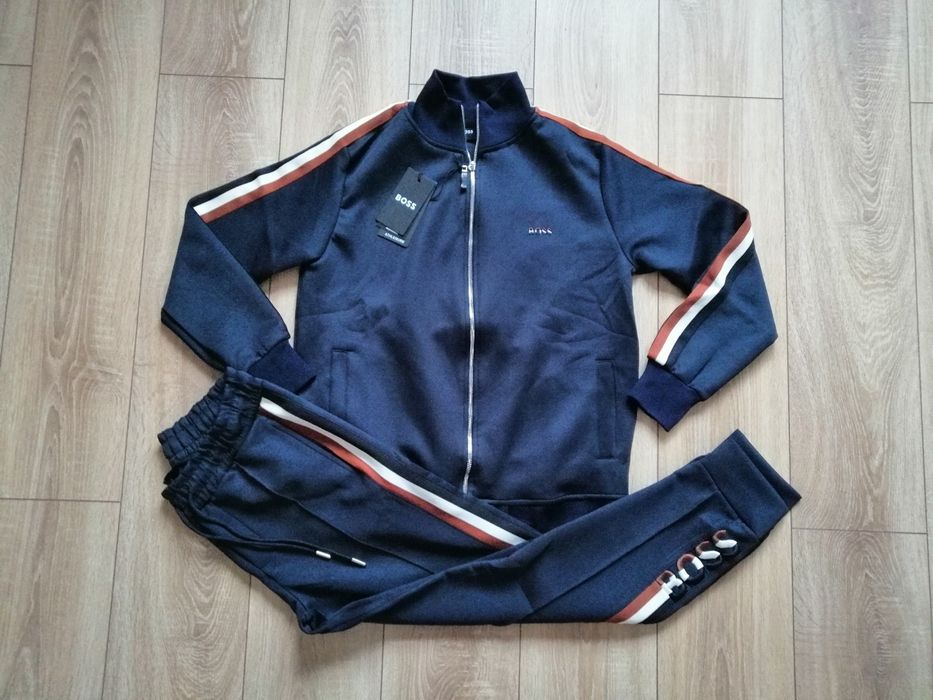 HUGO BOSS мъжки спортен екип в тъмно син цвят  XL