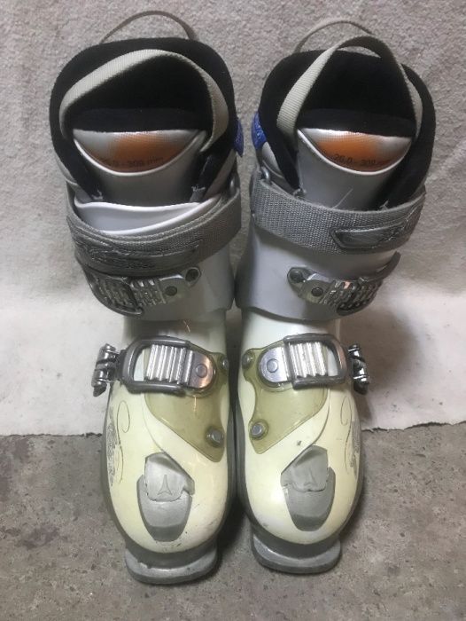 Clapari ski schi Atomic Livefit Plus marime 40 mondo 26 2clape