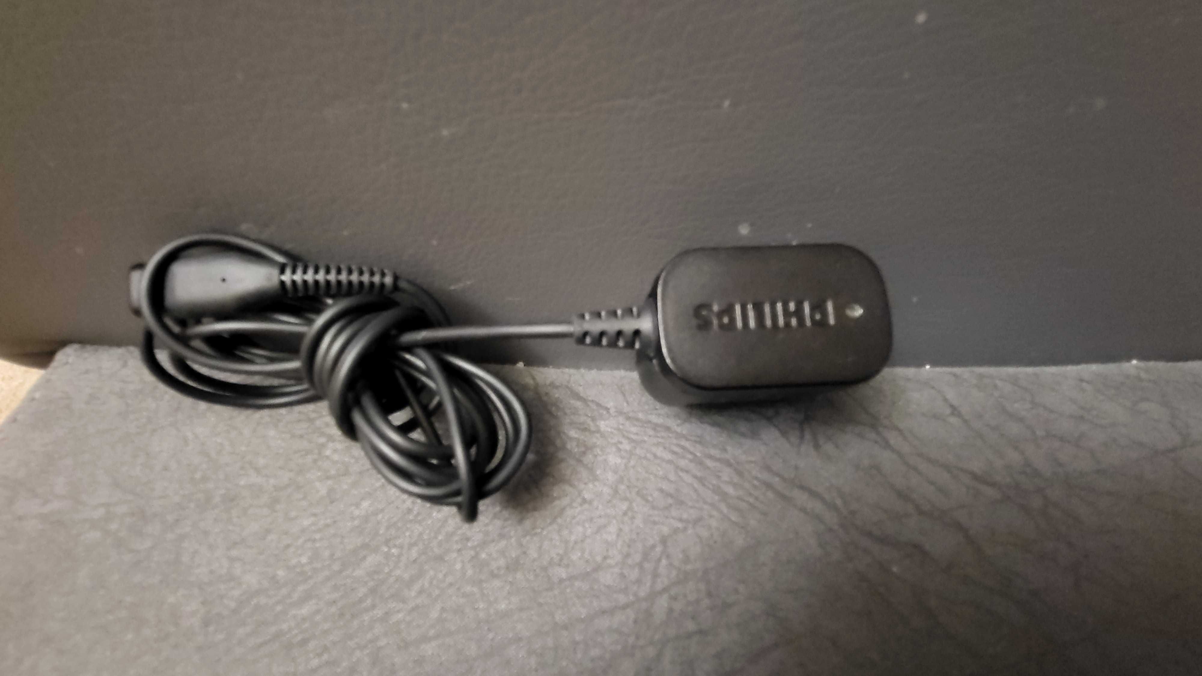 PHILIPS Incarcator  4.3V-70mA model A00390 fuctional