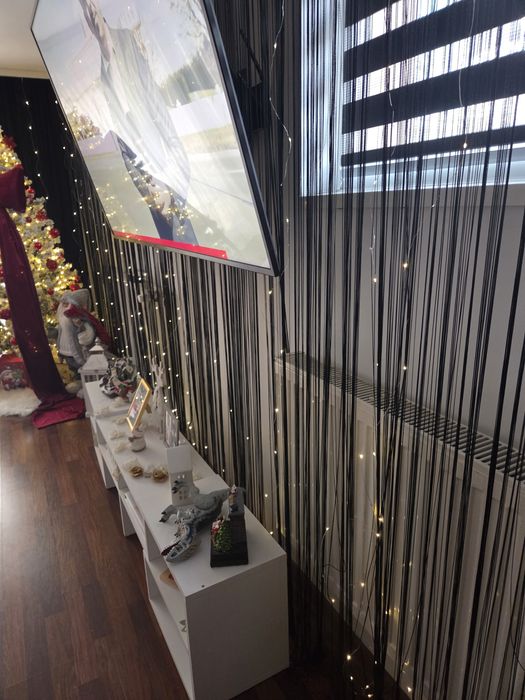 Perdea franjuri negre