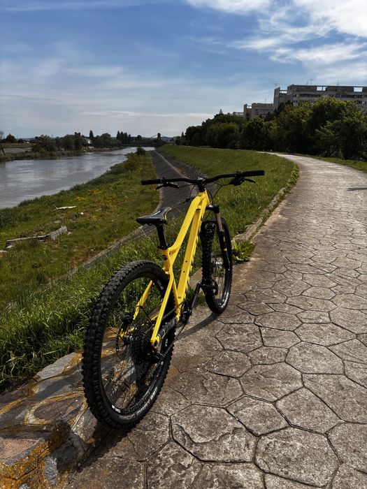 MTB  Mondraker Vantage 27,5 M 140mm trail enduro