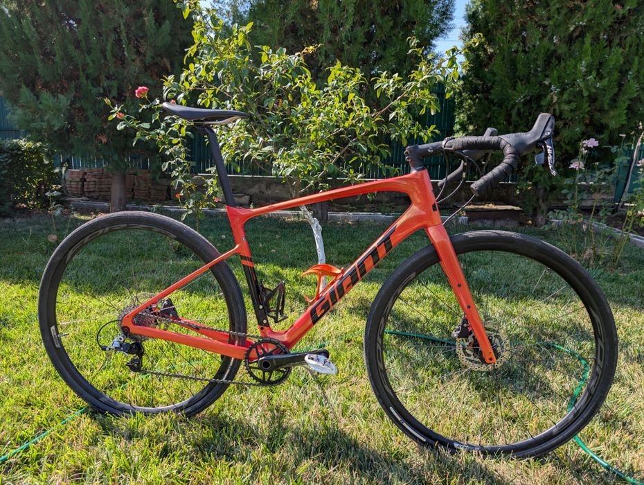 Bicicleta cursiera ,cx,gravel Giant fastroad advanced carbon 2024