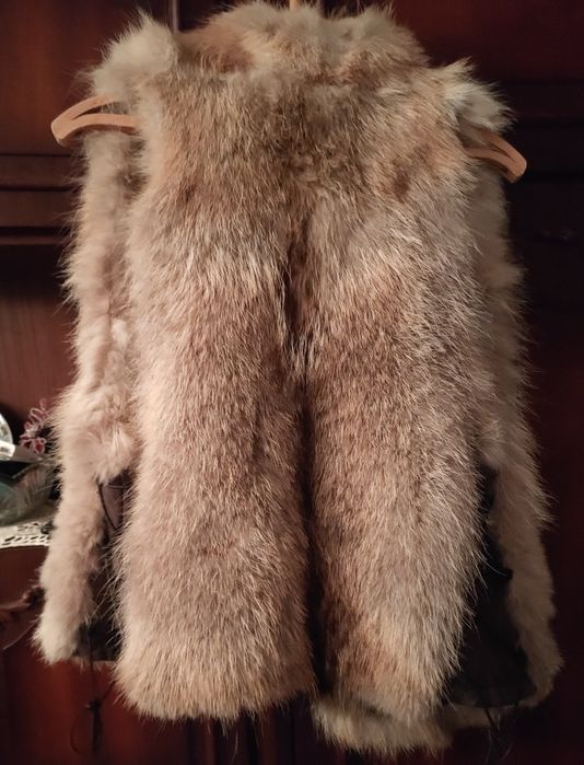 Жилетка мех лиса. Размер 48-50