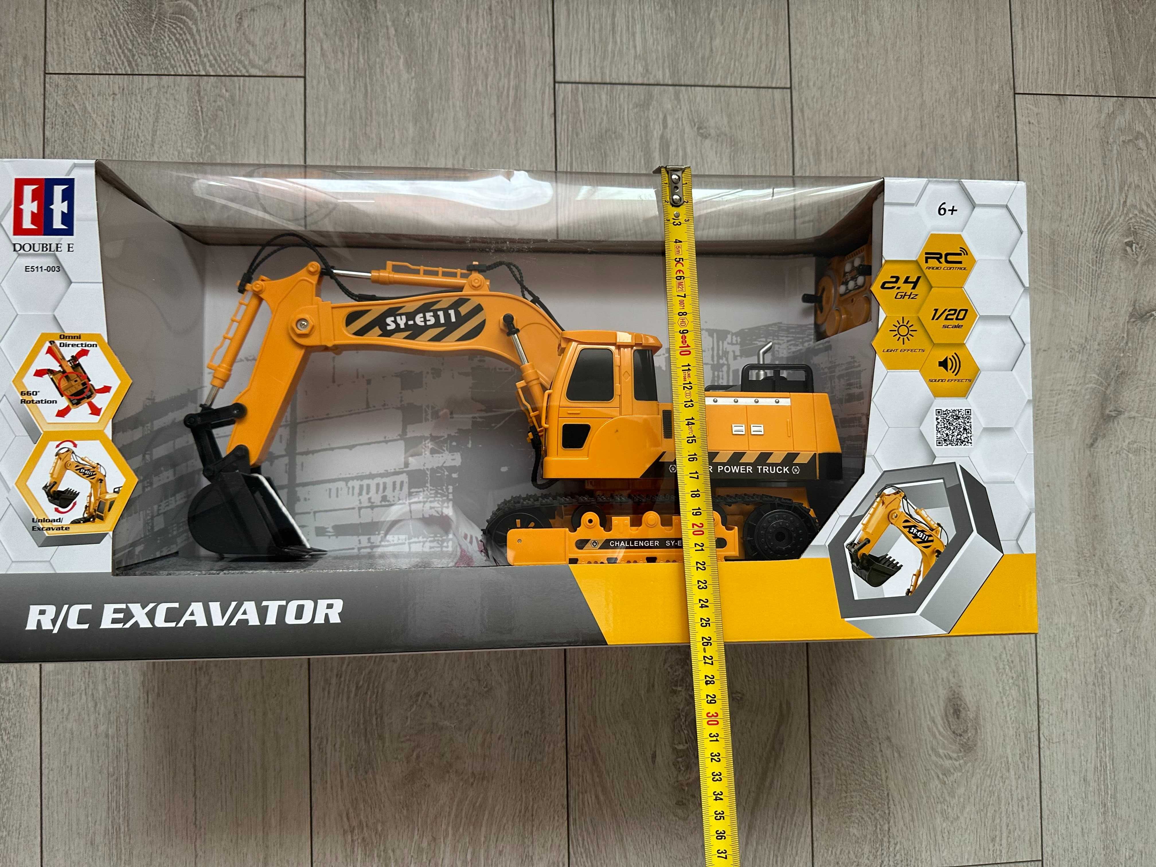 Excavator RC Double Eagle E511 1:20