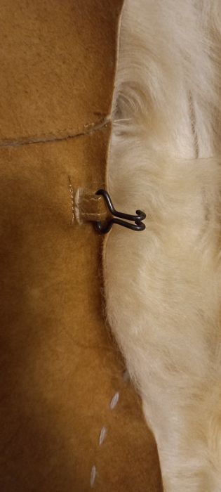 Дълго кожено палто