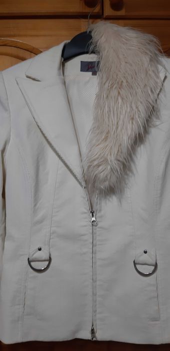 Костюм с Подвижна Яка с КОСЪМ на "Rosi fashion"!САКО и ПОЛА! НОВ!