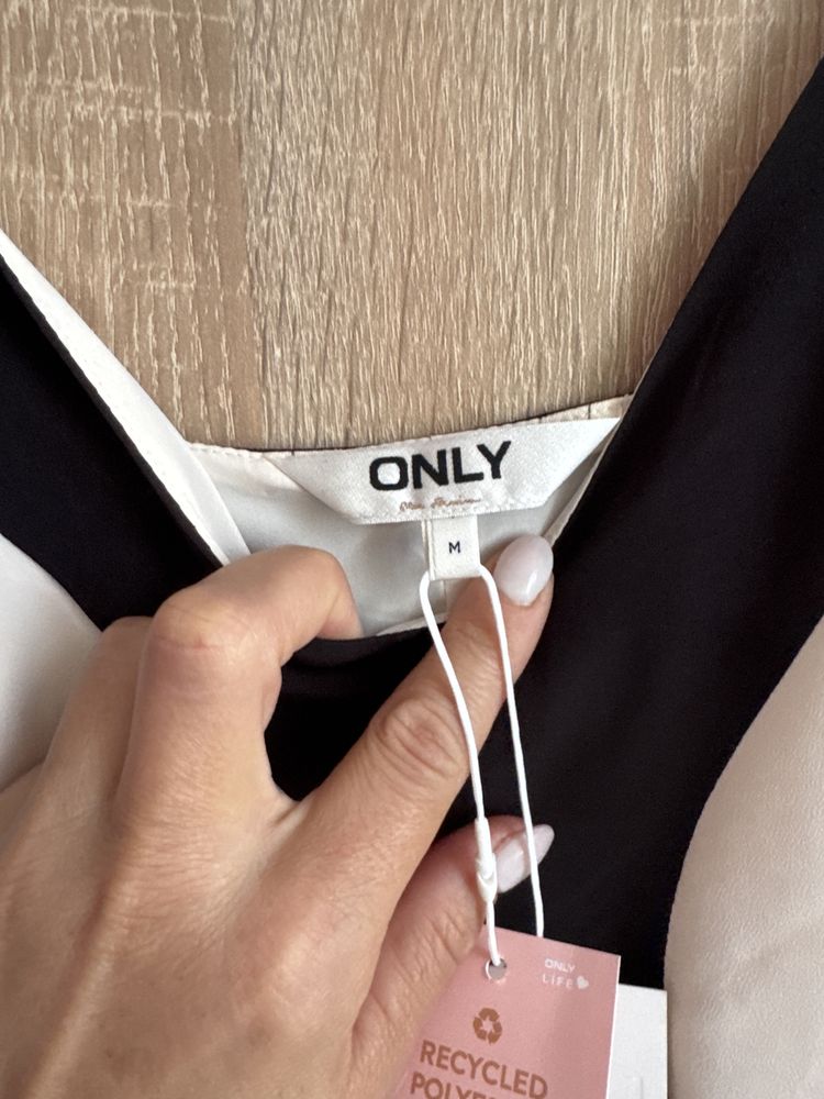 Рокля  лятна М Only