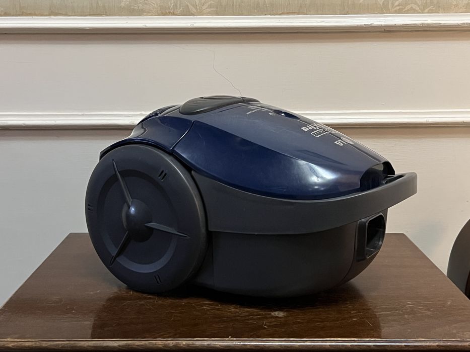 Пылесос LG V-C3048ND