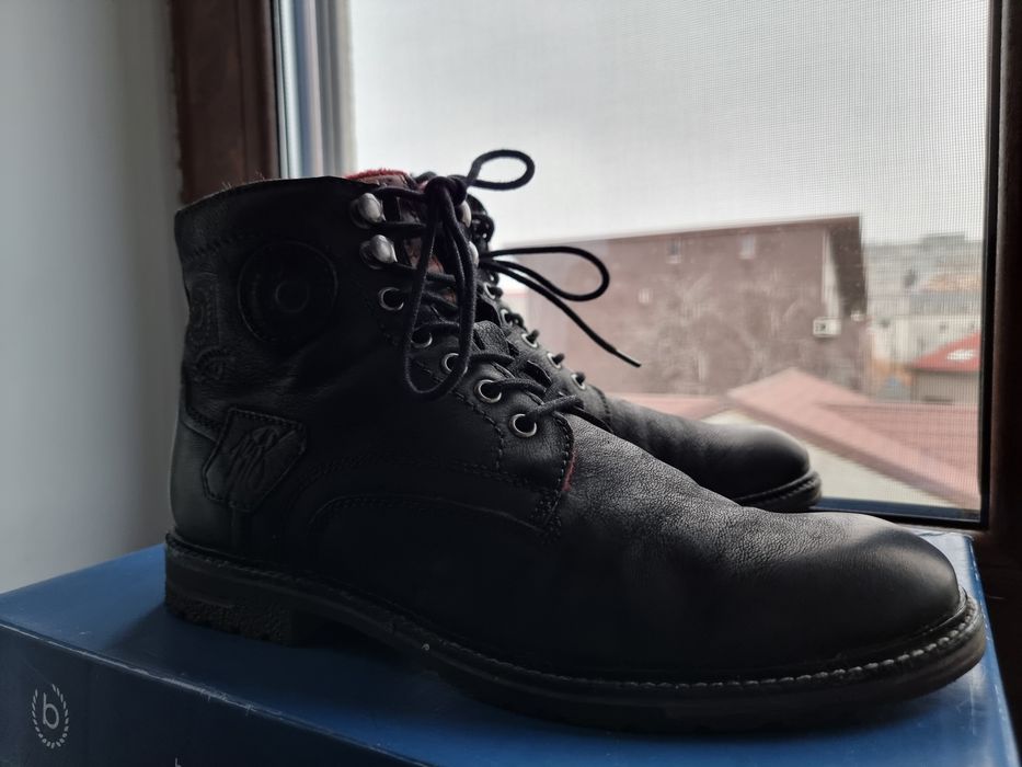 Ghete bugatti  negre din piele