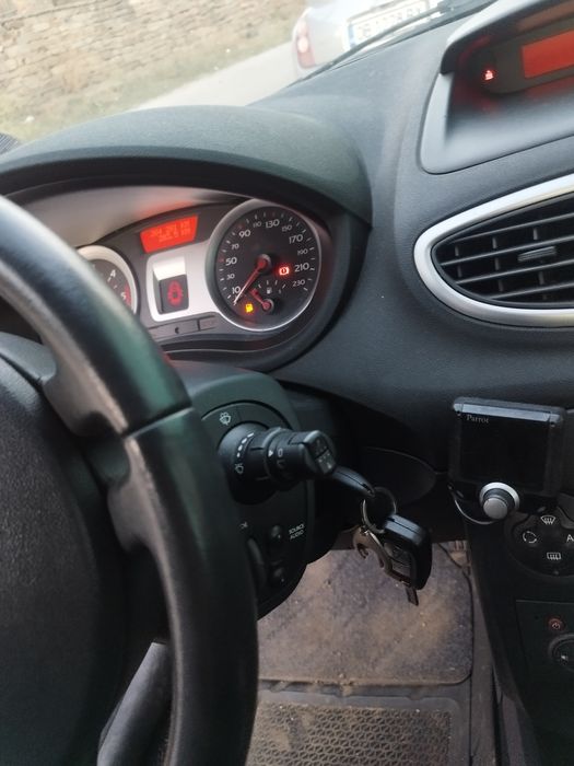 Reanult Clio 3 1.5 DCI  на Части