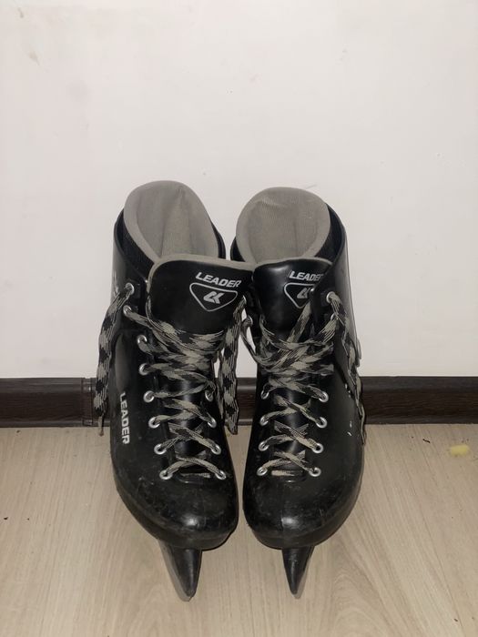 Коньки в хорошим состояний