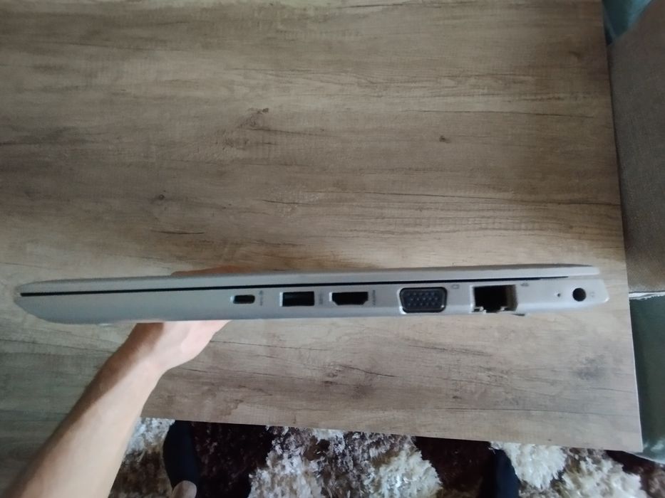 Laptop HP ProBook 440 G5, i5, 8GB RAM, SSD 256GB, NVIDIA GeForce