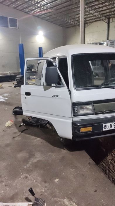 Damas 1 stiladi.yurib turibti