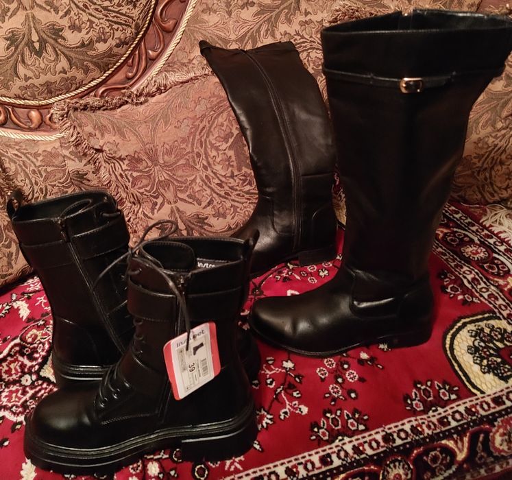 Ботинки/сапоги женские,новые. Р38-39. Цена за пару