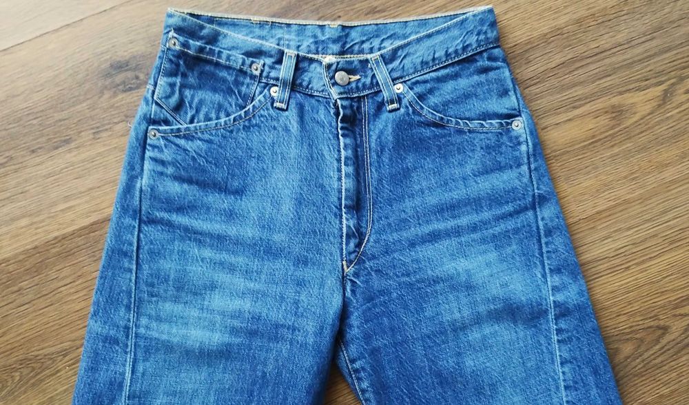 LEVI'S / ЛЕВИС страхотни дънки с широки крачоли, размер XS, като нови