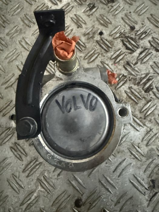 pompa servo volvo s40 an 2001 dezmemrari volvo