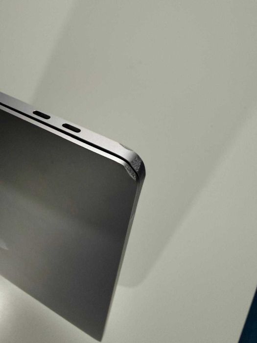 Macbook Pro 16-inch, 2019