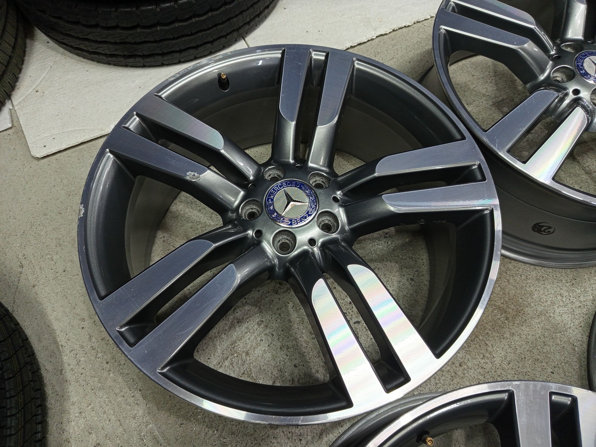 Оригинални джанти Mercedes R20