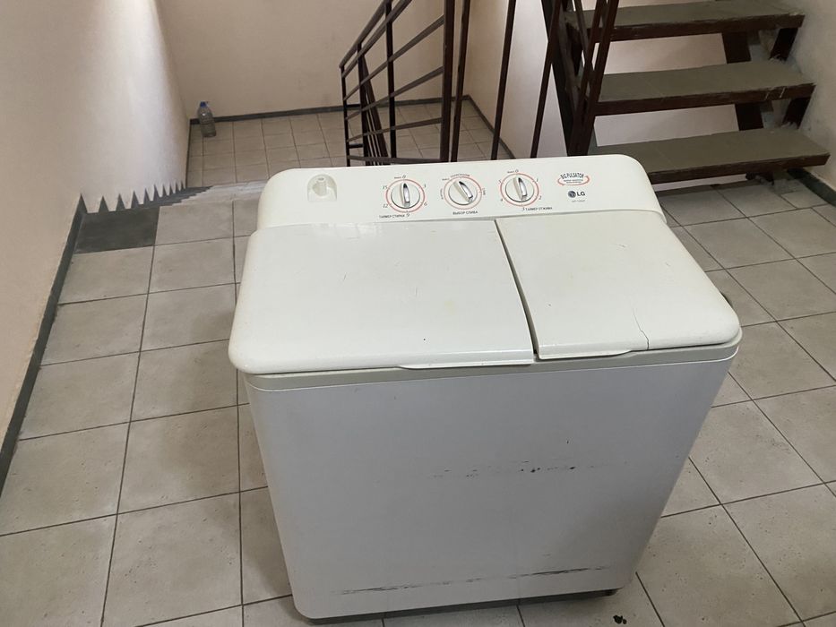 Продам стиральную машинку полуавтомат