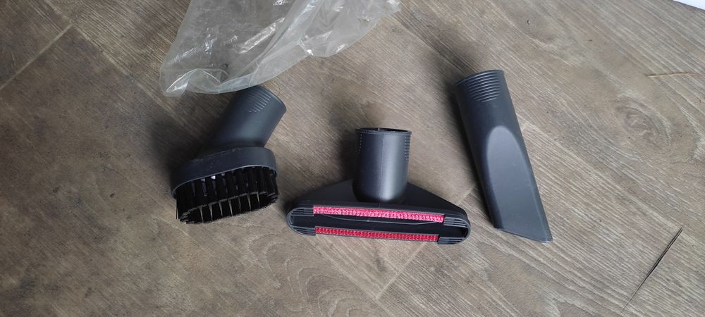 Насадки на пылесос Phillips.