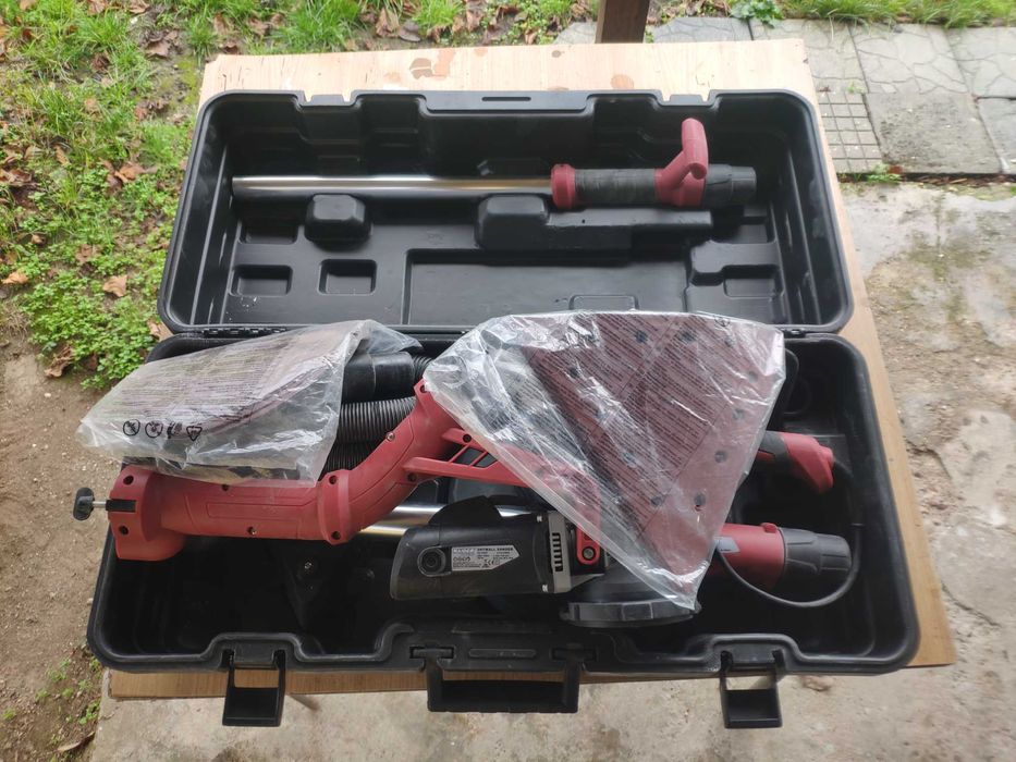 Жираф/Шлайфмашина за стени и тавани RAIDER RD-DS07,две глави в куфар