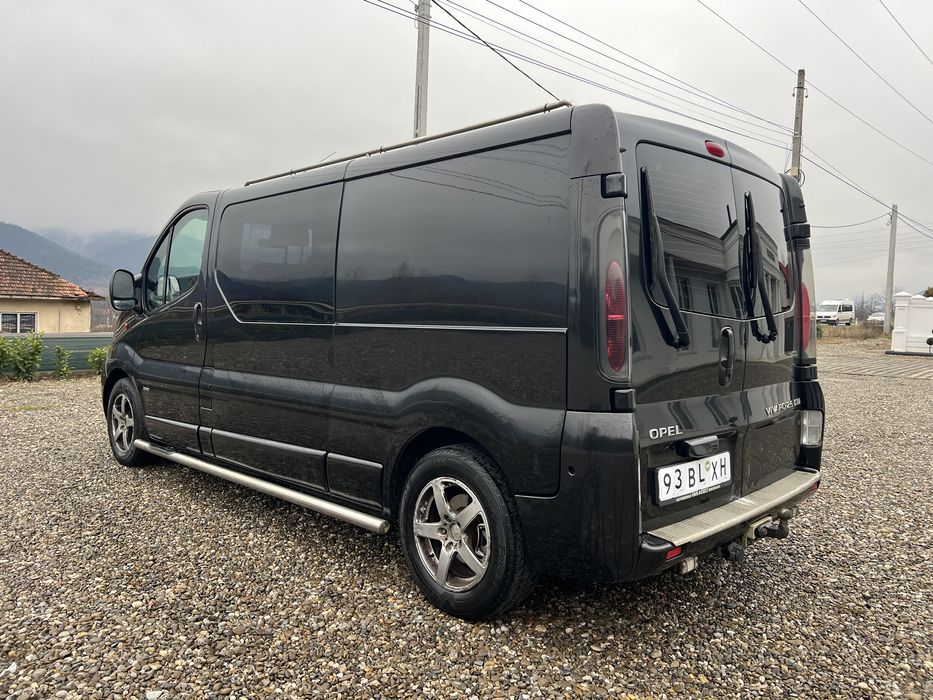 Vivaro lung 5 locuri mixt AC