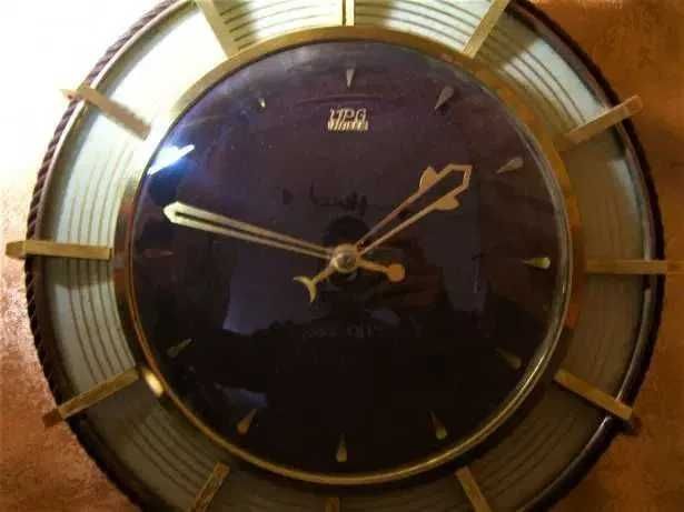 Ceas de perete Art Deco Mid Century Modern, colectie, vintage