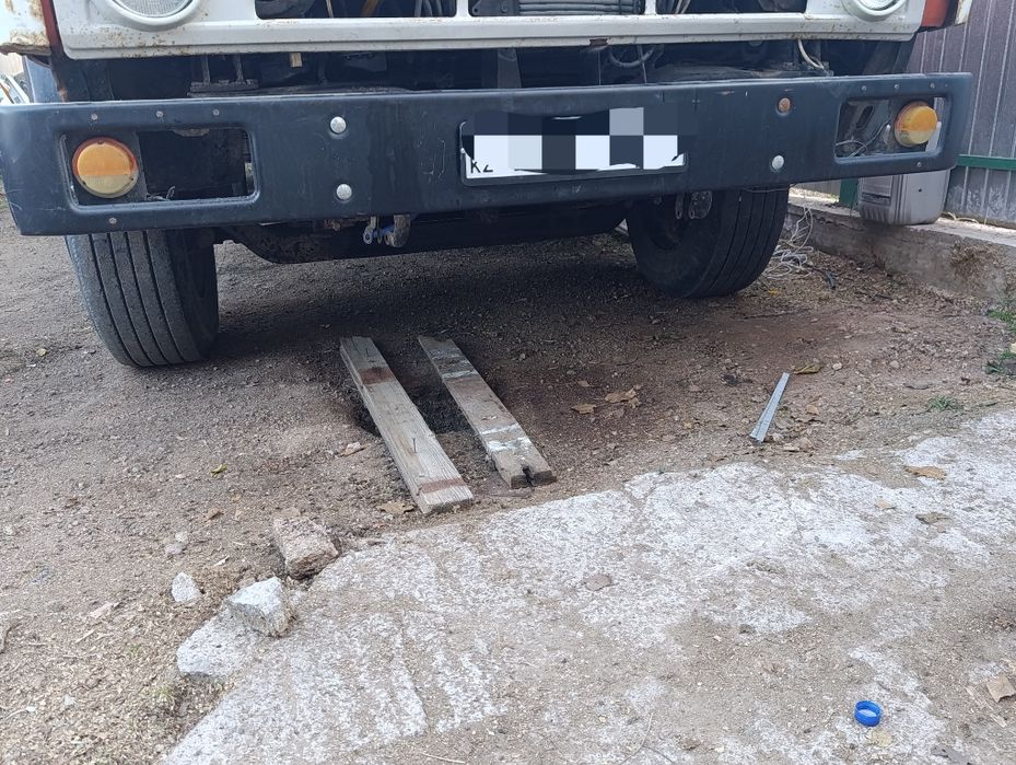 Продам бампер на каммаз