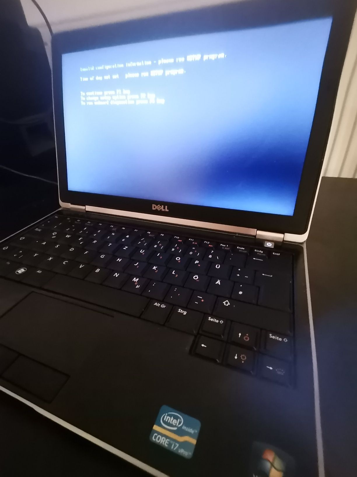 Leptop Dell Latitude e6220 i7 8Gb Ram