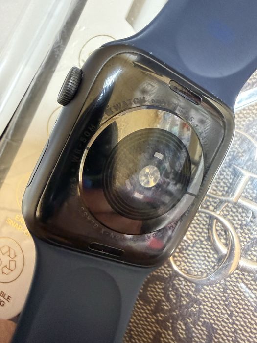 Apple watch series 5 за Части!