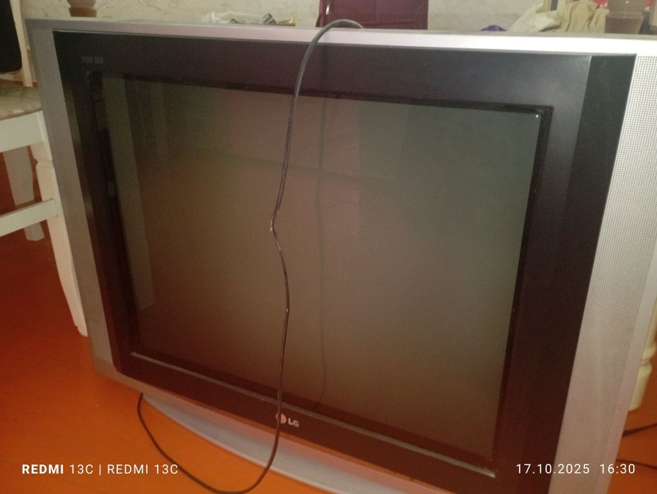 Телевизор LG Марка