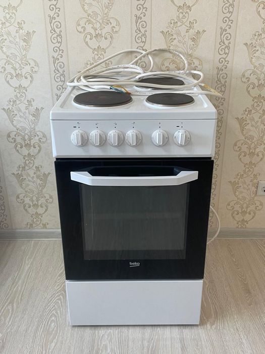 Продам Электро плиту BEKO