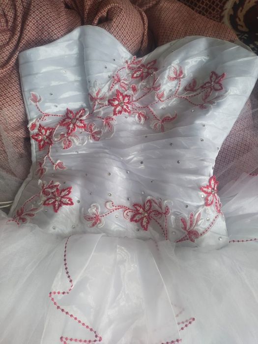 Продам свадебное платье