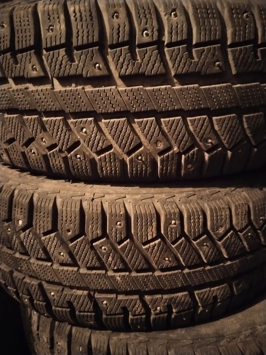 Продам зимнюю резину