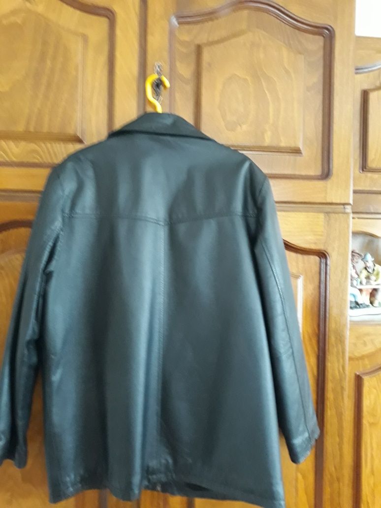 Haina de piele barbati
