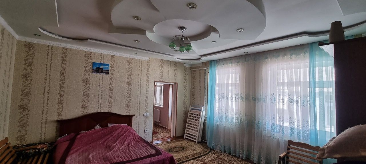 Срочно продаётся два Дома в одном участке г.Чирчик Аранча Багдан.