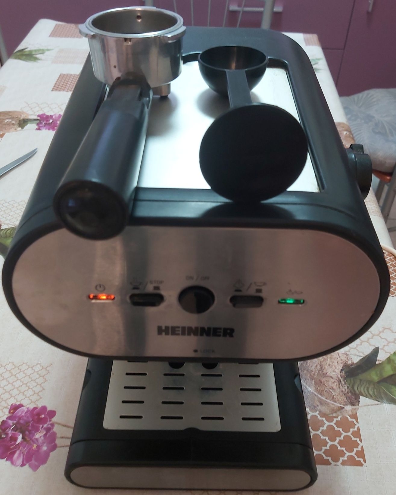 Espressor manual Heinner Soft Cream HEM-250, 1050W, 15 bar