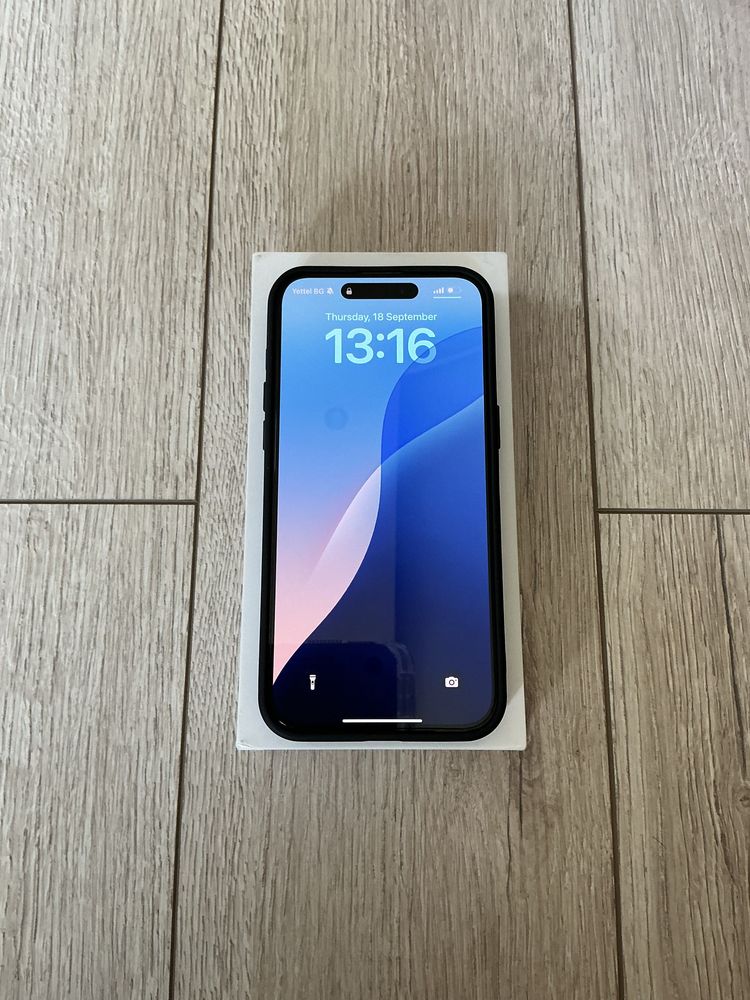 iPhone 15 Pro Max 256 GB в гаранция