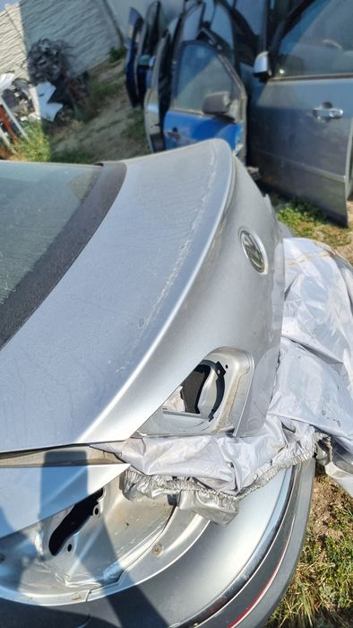 Porbagaj haion  / bara spate passat cc 2009