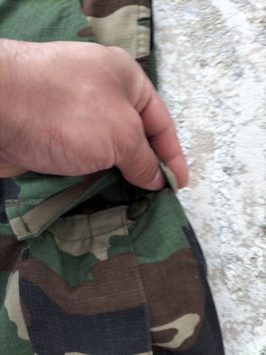 Pantaloni cargo armata